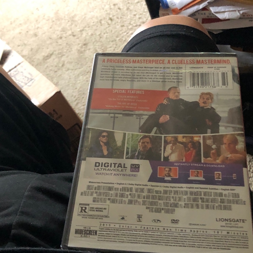 Fox Mortdecai DVD with Digital Copy - Red and Black Cover - Picture 2 of 4